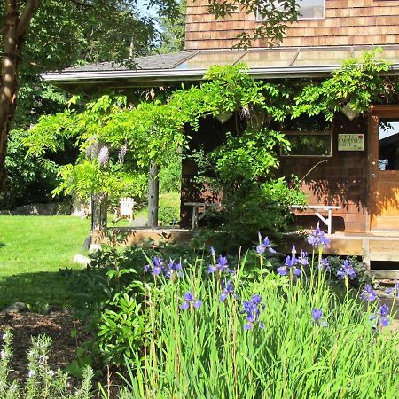 Nettles Farm Hotel Lummi Island Exterior photo