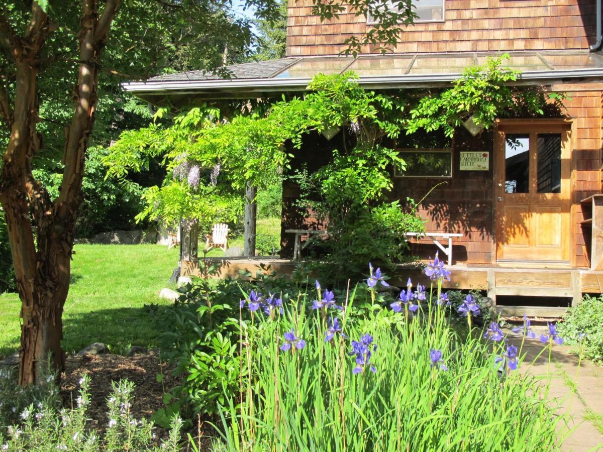 Nettles Farm Hotel Lummi Island Exterior photo