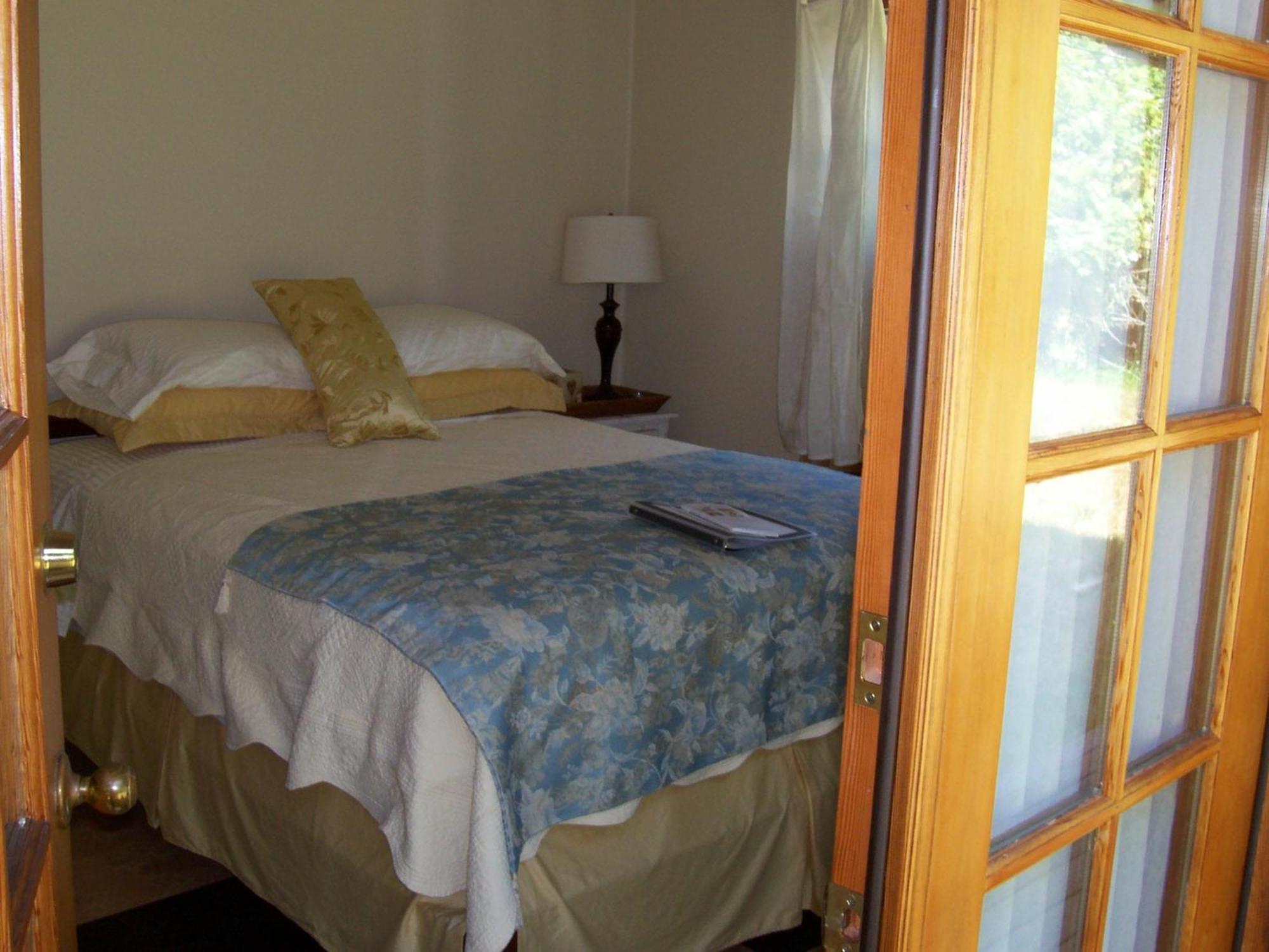 Nettles Farm Hotel Lummi Island Exterior photo